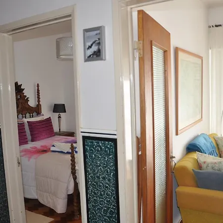 Casa De Zira * Nazare